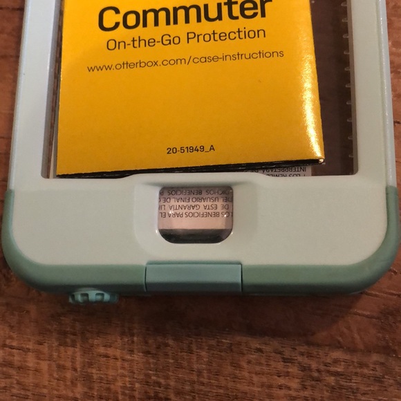 ‼️Brand New‼️ iPhone Commuter case - Picture 7 of 7